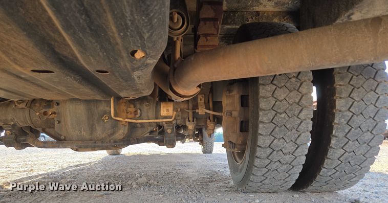 image for item EU3735 2020 Ford F550 SuperCab flatbed truck