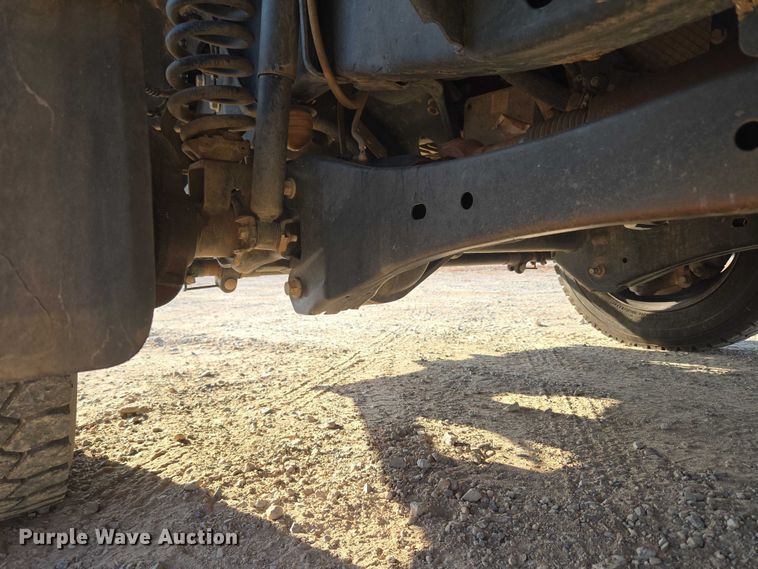 image for item EU3735 2020 Ford F550 SuperCab flatbed truck