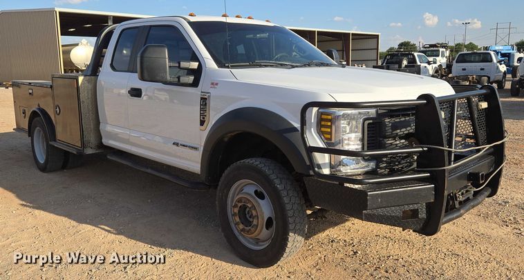 image for item EU3736 2019 Ford F550 SuperCab flatbed truck