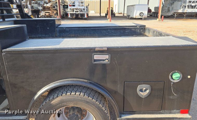 image for item EU3736 2019 Ford F550 SuperCab flatbed truck