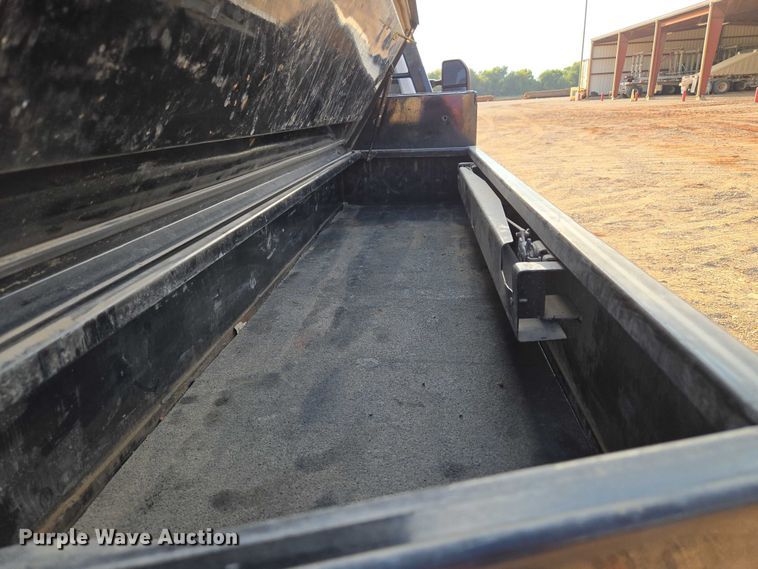 image for item EU3736 2019 Ford F550 SuperCab flatbed truck