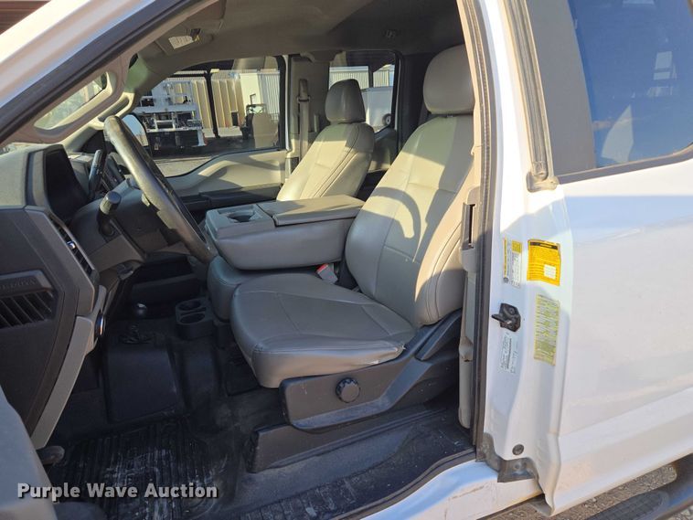 image for item EU3736 2019 Ford F550 SuperCab flatbed truck