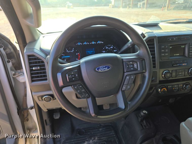 image for item EU3736 2019 Ford F550 SuperCab flatbed truck