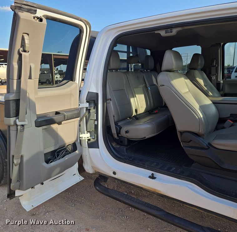 image for item EU3736 2019 Ford F550 SuperCab flatbed truck