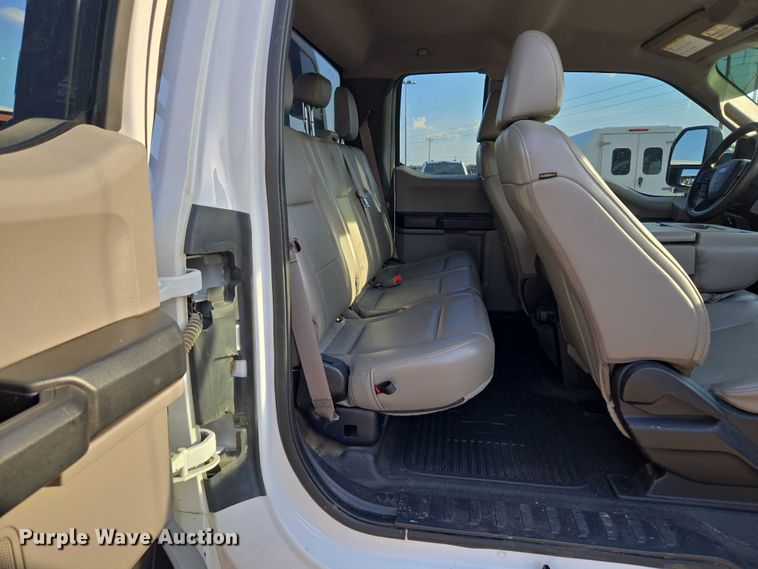 image for item EU3736 2019 Ford F550 SuperCab flatbed truck