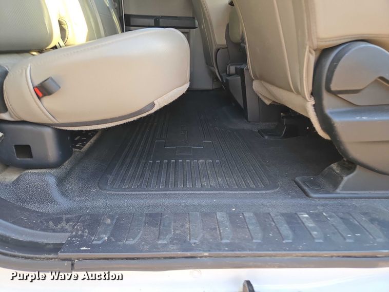 image for item EU3736 2019 Ford F550 SuperCab flatbed truck