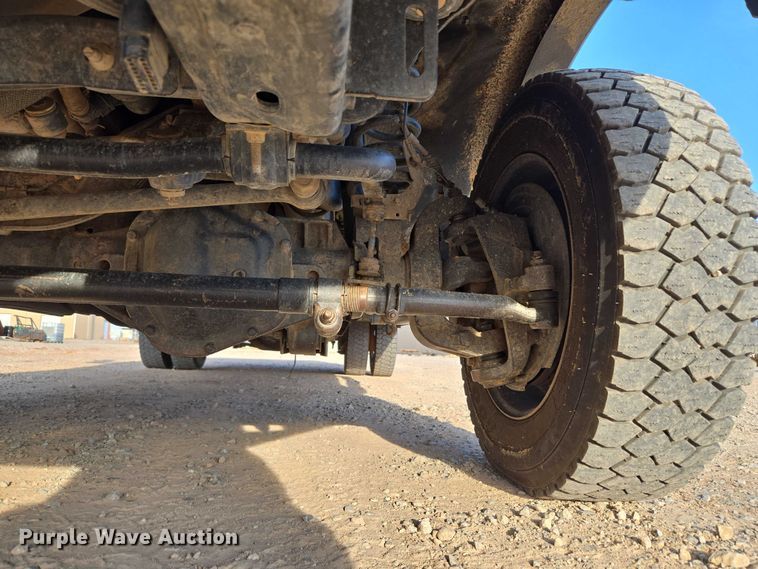 image for item EU3736 2019 Ford F550 SuperCab flatbed truck