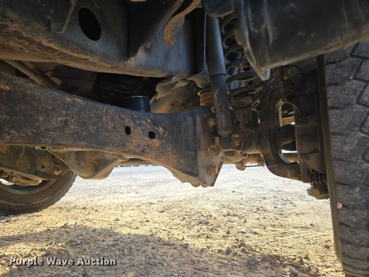 image for item EU3736 2019 Ford F550 SuperCab flatbed truck