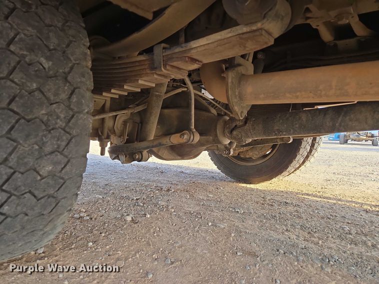 image for item EU3736 2019 Ford F550 SuperCab flatbed truck