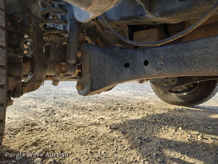 image for item EU3736 2019 Ford F550 SuperCab flatbed truck