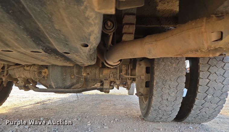 image for item EU3736 2019 Ford F550 SuperCab flatbed truck