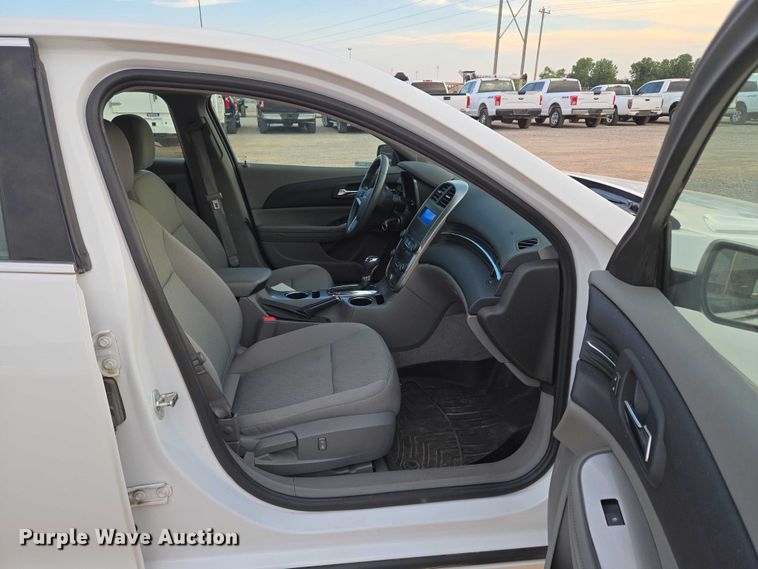 image for item EU3737 2015 Chevrolet Malibu LS 