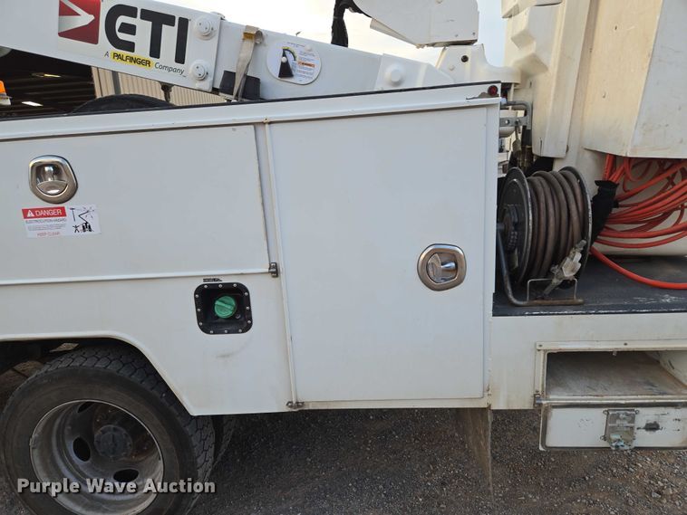 image for item EU3738 2020 Ford F550 bucket truck