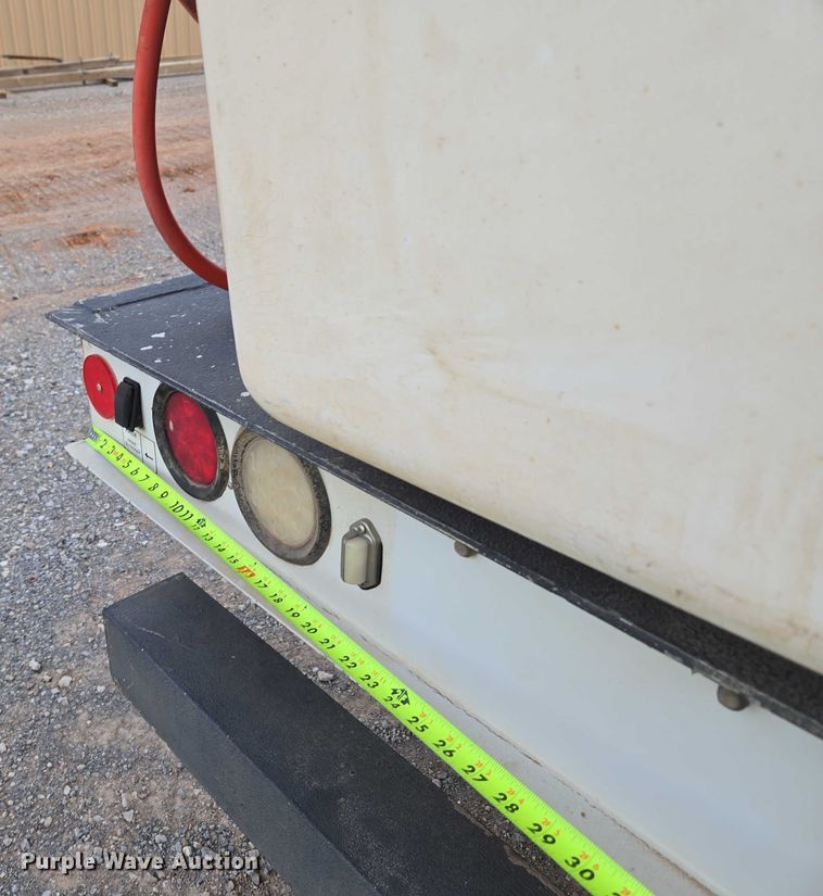 image for item EU3738 2020 Ford F550 bucket truck