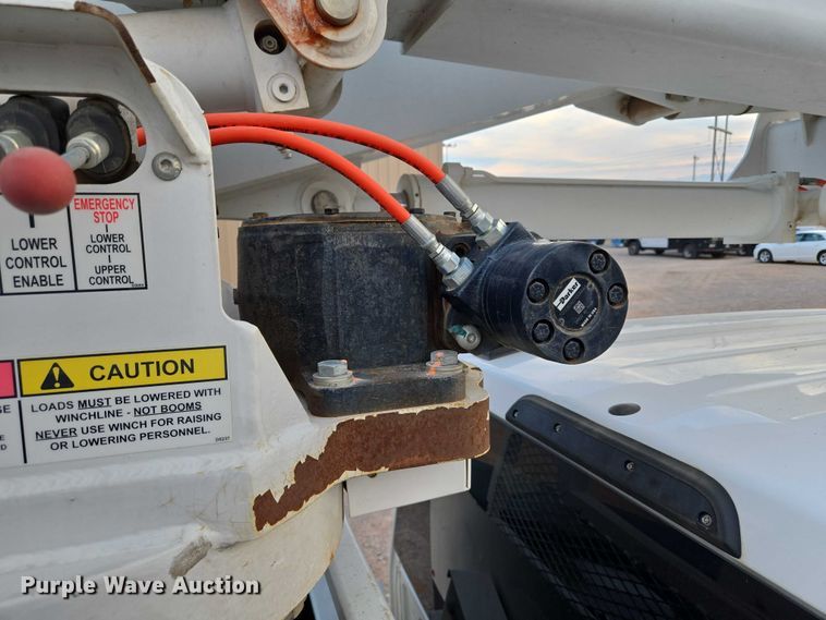 image for item EU3738 2020 Ford F550 bucket truck