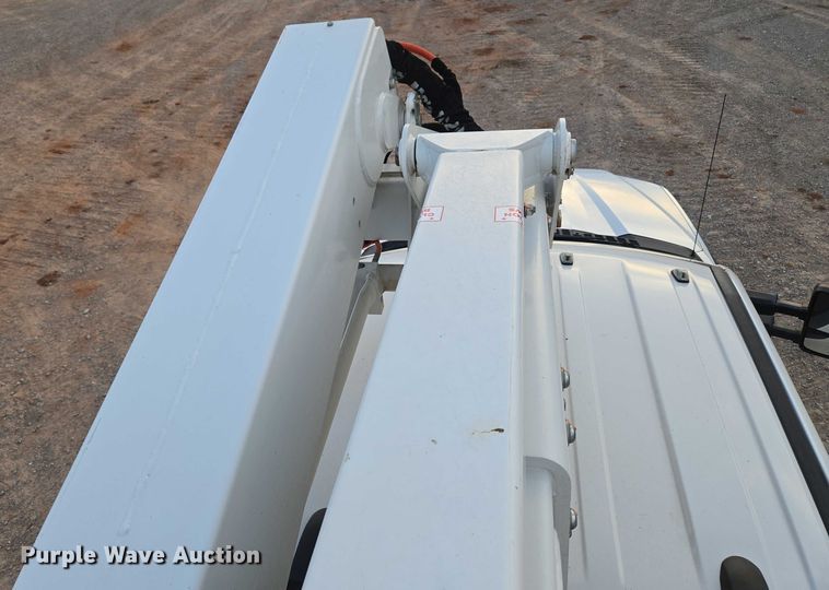 image for item EU3738 2020 Ford F550 bucket truck