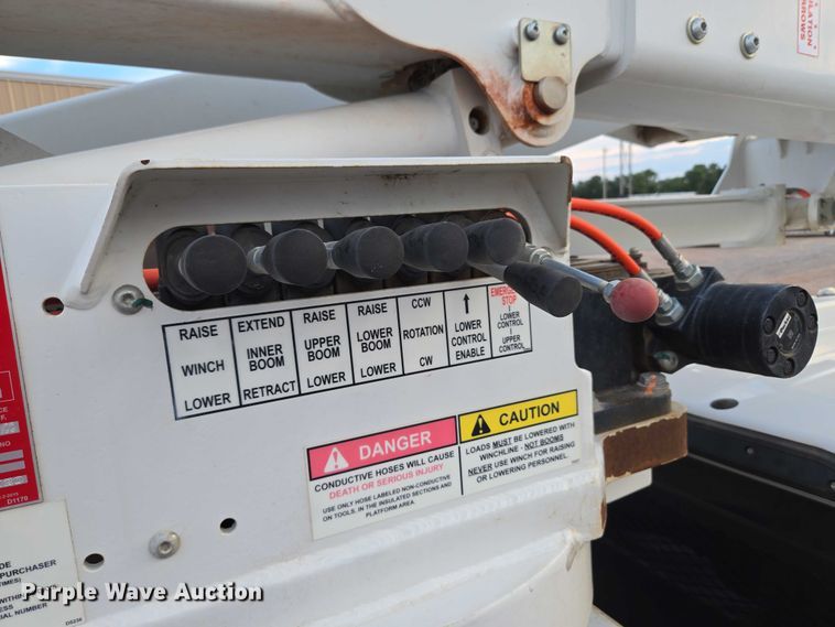 image for item EU3738 2020 Ford F550 bucket truck