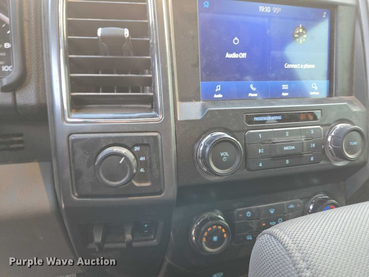 image for item EU3738 2020 Ford F550 bucket truck