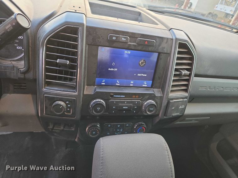 image for item EU3738 2020 Ford F550 bucket truck