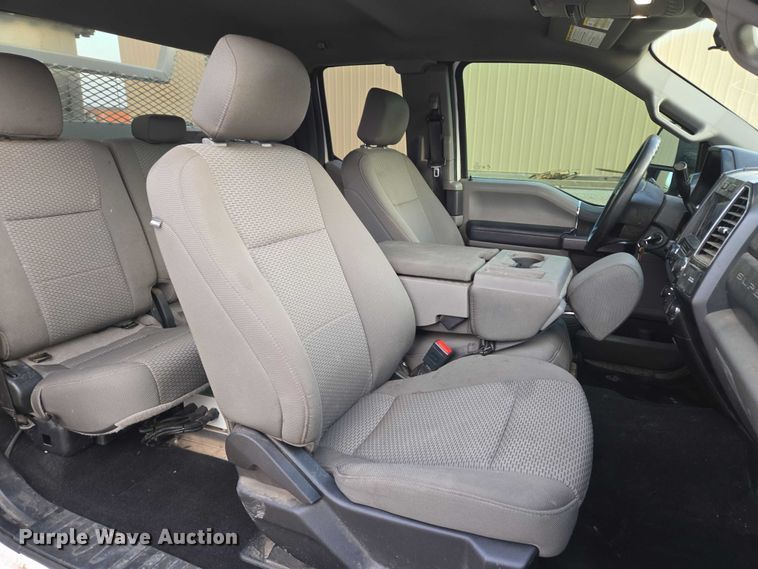 image for item EU3738 2020 Ford F550 bucket truck