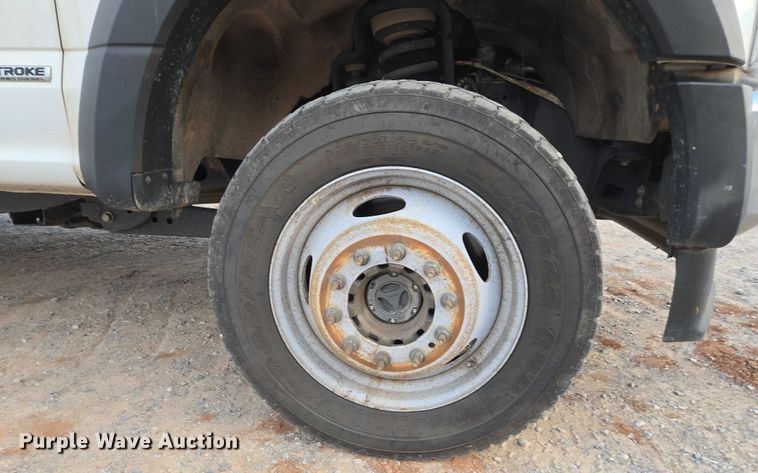 image for item EU3738 2020 Ford F550 bucket truck