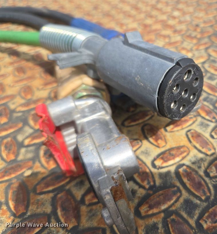 image for item EU3739 1993 International F-4900 winch truck