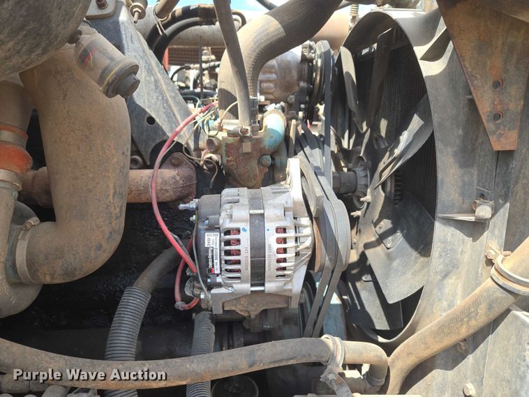 image for item EU3739 1993 International F-4900 winch truck