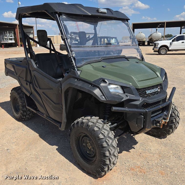 image for item EU3744 2019 Honda Pioneer 1000 utility vehicle