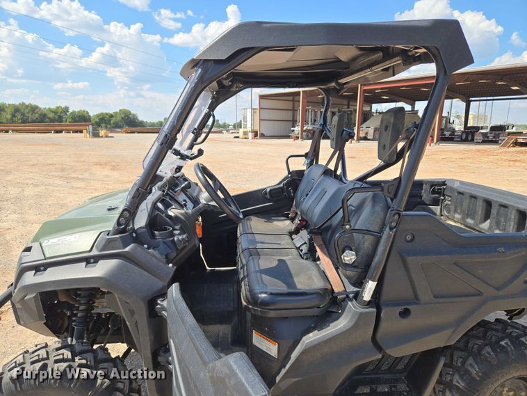 image for item EU3744 2019 Honda Pioneer 1000 utility vehicle