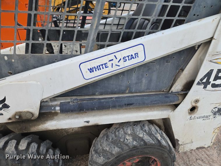 image for item EU3747 2000 Bobcat 453 skid steer loader