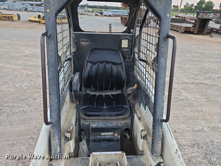 image for item EU3747 2000 Bobcat 453 skid steer loader