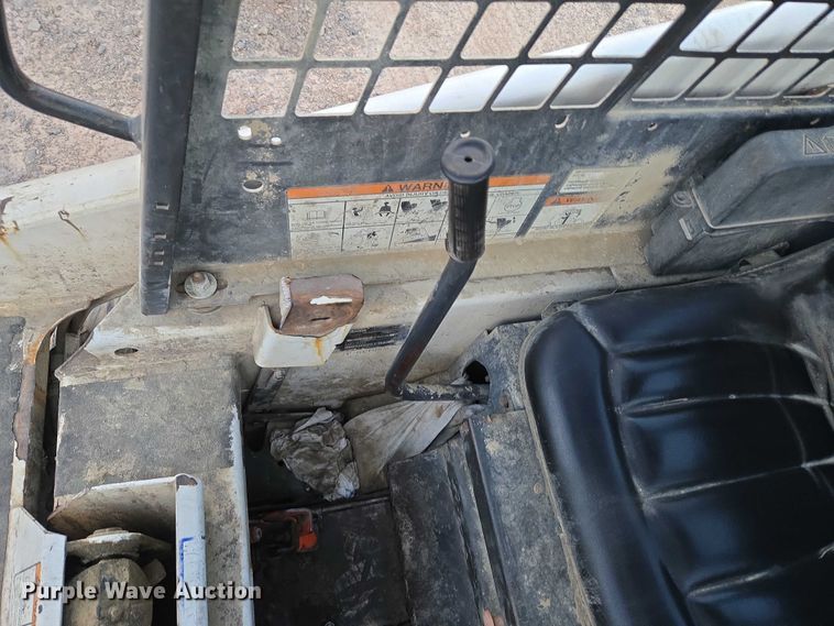 image for item EU3747 2000 Bobcat 453 skid steer loader