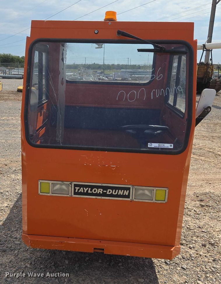 image for item EU3749 2009 Taylor-Dunn B0-210-36 utility vehicle