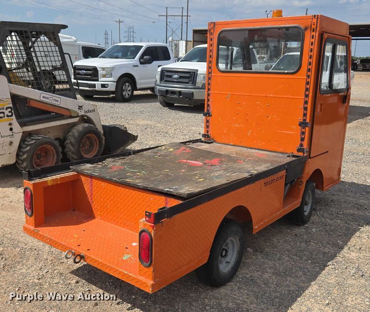 image for item EU3749 2009 Taylor-Dunn B0-210-36 utility vehicle