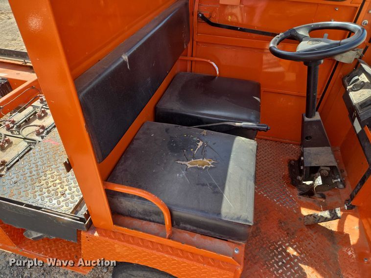 image for item EU3749 2009 Taylor-Dunn B0-210-36 utility vehicle