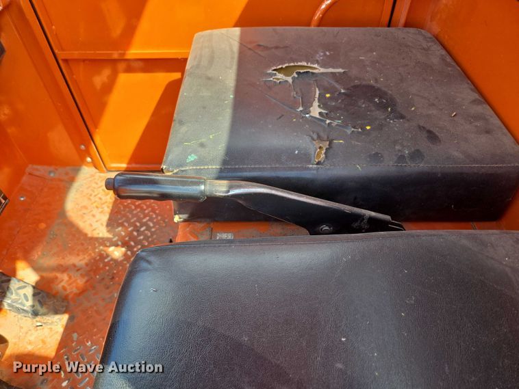 image for item EU3749 2009 Taylor-Dunn B0-210-36 utility vehicle