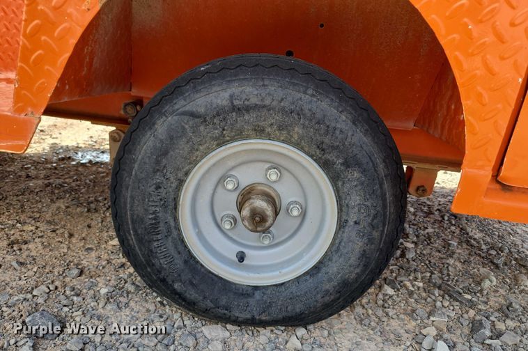 image for item EU3749 2009 Taylor-Dunn B0-210-36 utility vehicle