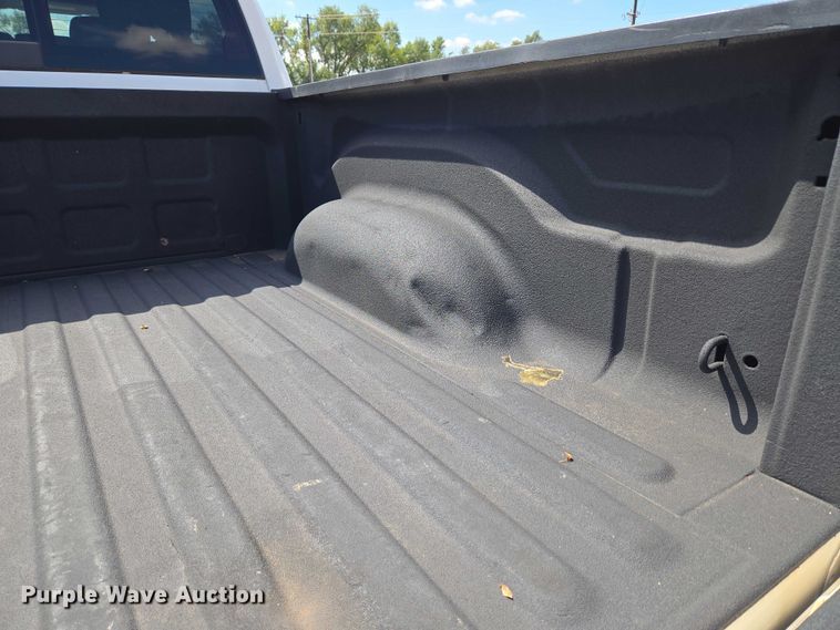 image for item EU3765 2015 Dodge Ram  1500 Crew Cab pickup truck