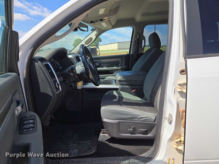 image for item EU3765 2015 Dodge Ram  1500 Crew Cab pickup truck