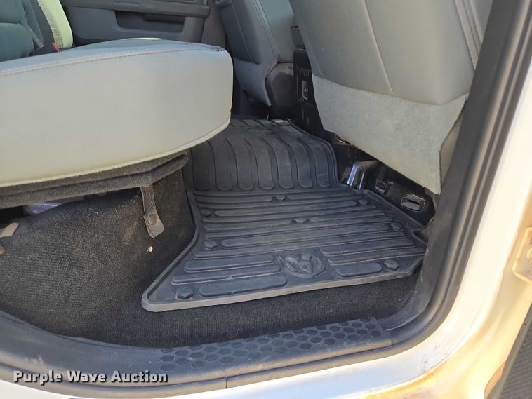 image for item EU3765 2015 Dodge Ram  1500 Crew Cab pickup truck