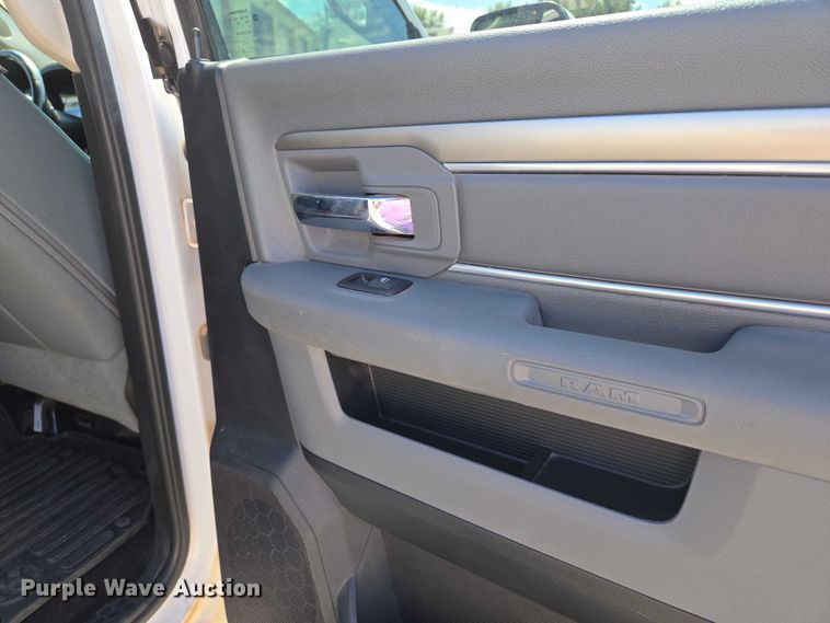 image for item EU3765 2015 Dodge Ram  1500 Crew Cab pickup truck