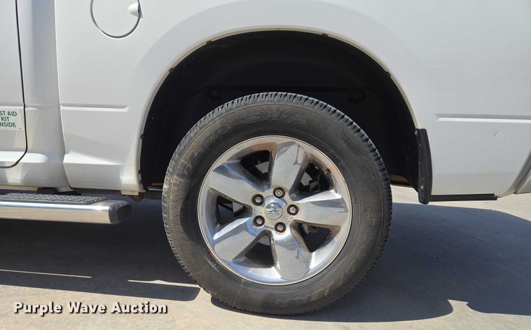 image for item EU3765 2015 Dodge Ram  1500 Crew Cab pickup truck