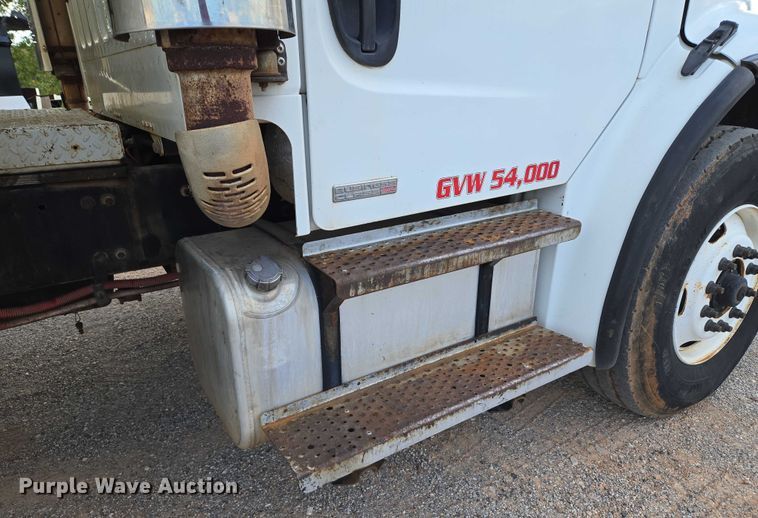 image for item EU3774 2007 Freightliner M2 vacuum truck
