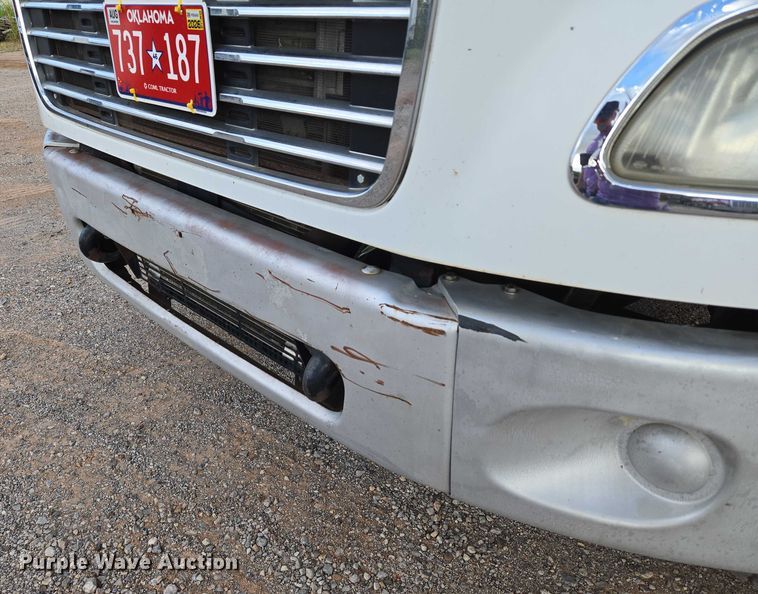 image for item EU3774 2007 Freightliner M2 vacuum truck