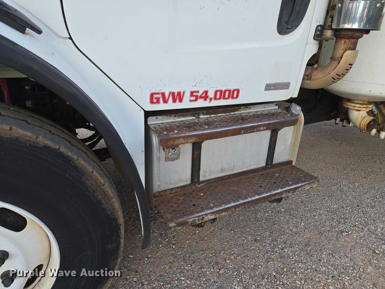 image for item EU3774 2007 Freightliner M2 vacuum truck