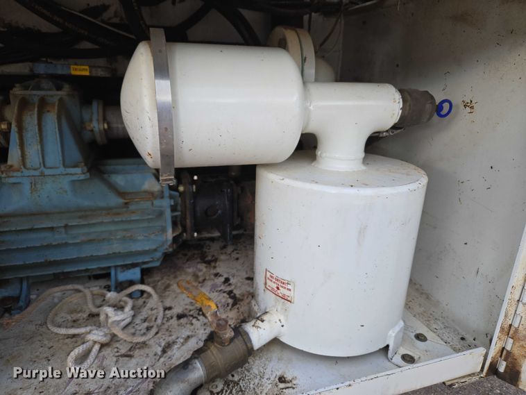 image for item EU3774 2007 Freightliner M2 vacuum truck