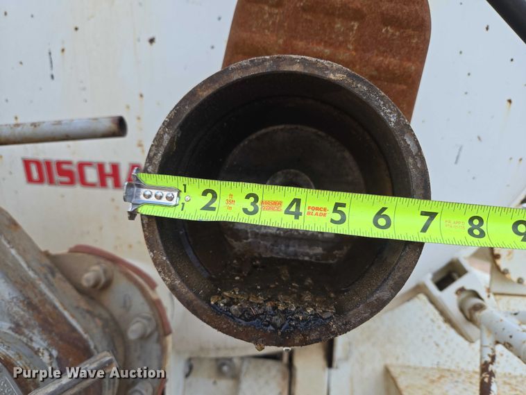 image for item EU3774 2007 Freightliner M2 vacuum truck