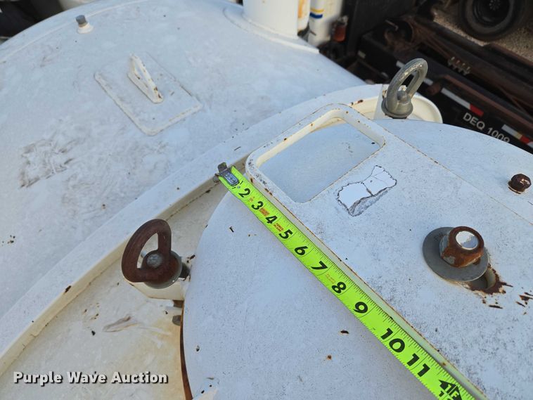 image for item EU3774 2007 Freightliner M2 vacuum truck