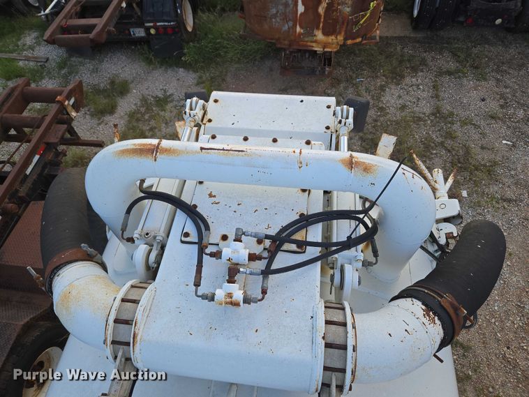 image for item EU3774 2007 Freightliner M2 vacuum truck