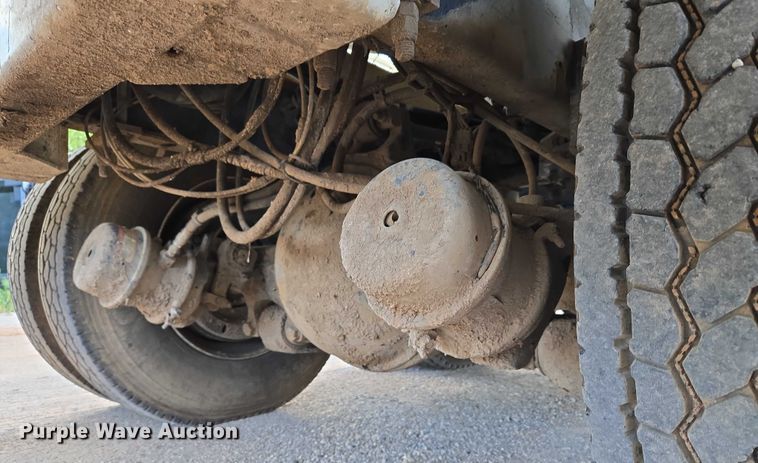 image for item EU3774 2007 Freightliner M2 vacuum truck